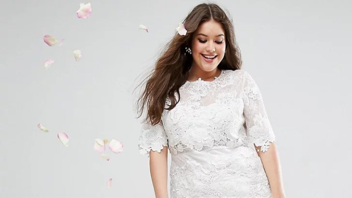 Women's wedding guest dresses plus size