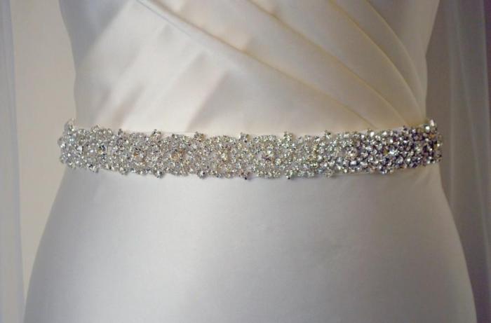 Beaded belt for wedding dress